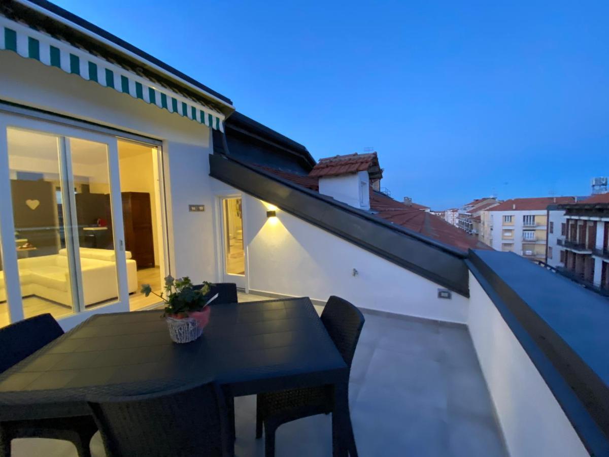 A Cuneo In Terrazza Buitenkant foto